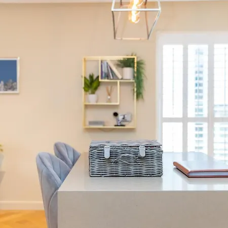 20 Kings Hudson Quarter -free Parking -city Centre *