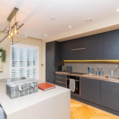 20 Kings Hudson Quarter -free Parking -city Centre *