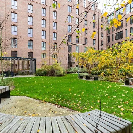 20 Hudson Quarter - Free Parking - Centre Apartment *