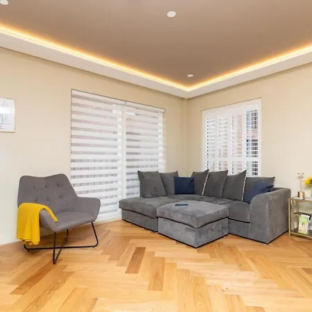 Apartment 20 Hudson Quarter - Free Parking - Centre *